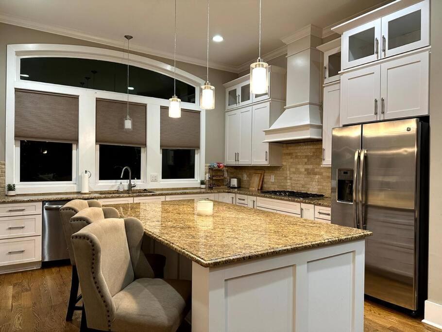 The Color Chord L 3Br In East Nashville With Rooftop Hot Tub ภายนอก รูปภาพ